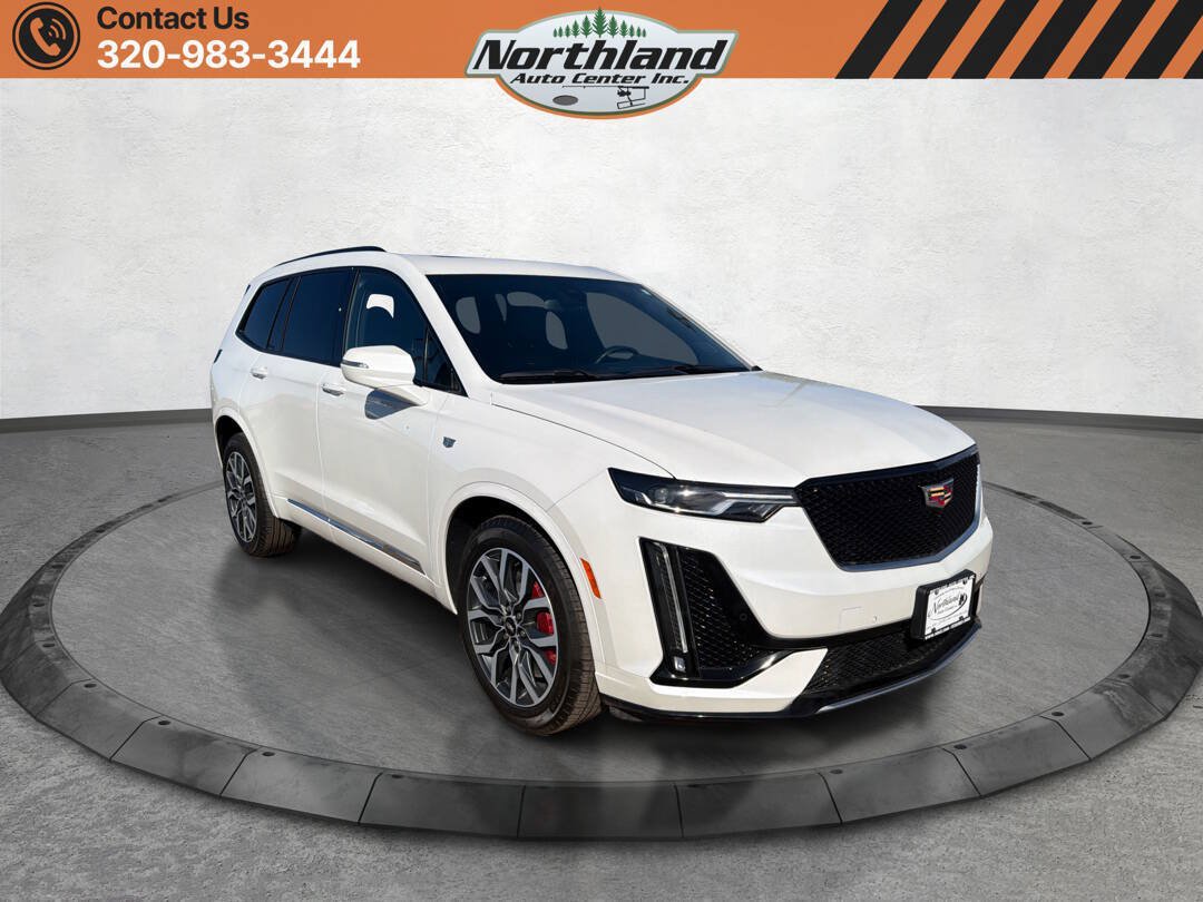 Used 2024 Cadillac XT6 Sport AWD/4WD image 3