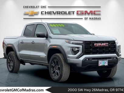 Used 2025 GMC Canyon Elevation w/ Convenience Package