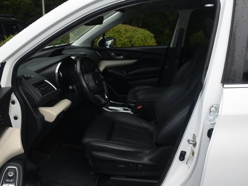 Used 2020 Subaru Ascent Limited w/ Technology Package AWD/4WD image 8