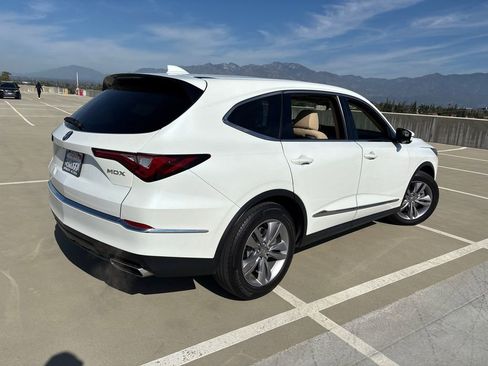 Used 2022 Acura MDX FWD image 7