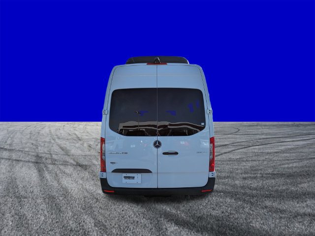 Used 2025 Mercedes-Benz Sprinter 2500 image 5