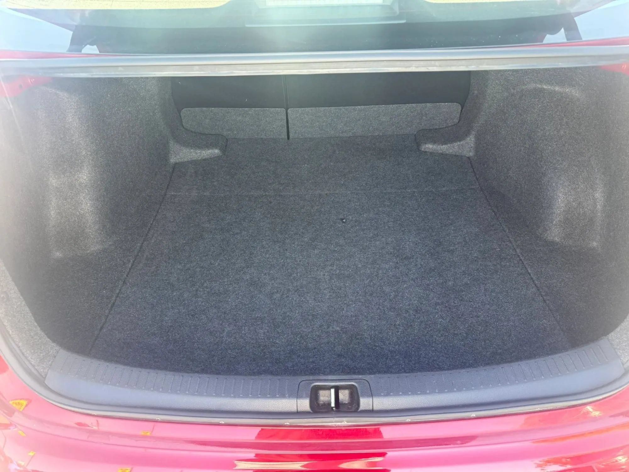 Used 2025 Toyota Corolla LE FWD image 22
