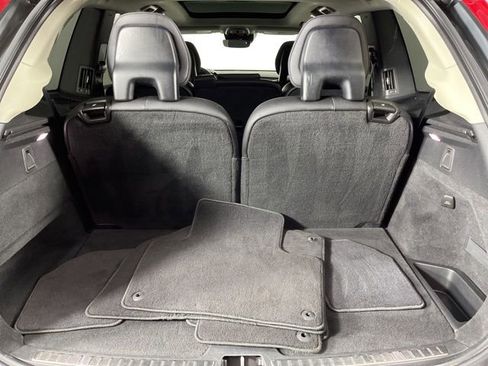 Used 2020 Volvo XC90 T6 Momentum image 47