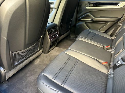 New 2026 Porsche Cayenne E-Hybrid image 13