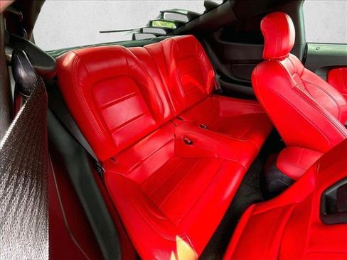 Used 2017 Ford Mustang Coupe RWD image 29
