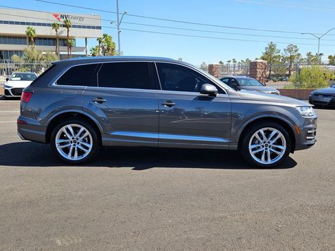Used 2018 Audi Q7 3.0T Prestige w/ Prestige Package AWD/4WD image 4
