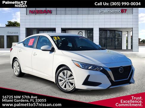 Used 2021 Nissan Sentra S image 1
