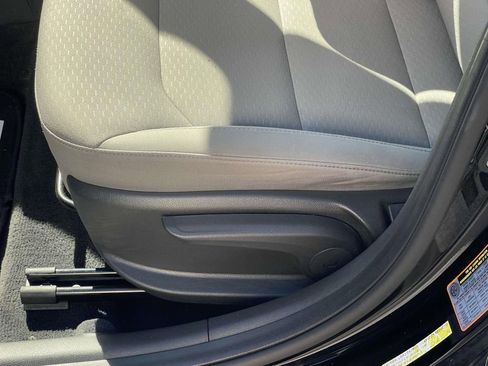 Used 2020 Hyundai Elantra Value Edition w/ Cargo Package (C1) image 17