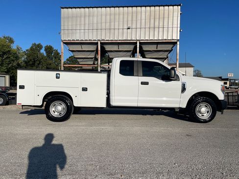Used 2021 Ford F350 XL image 7