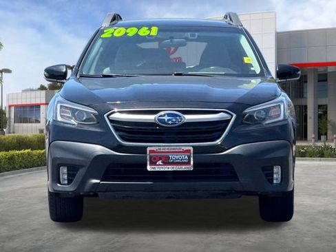 Used 2022 Subaru Outback Premium AWD/4WD image 10