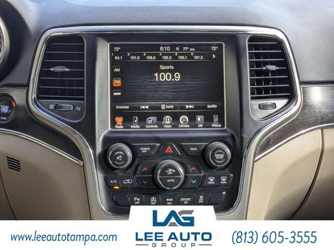 Used 2017 Jeep Grand Cherokee Limited image 19