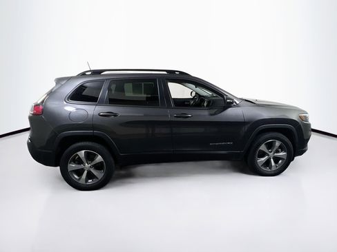 Used 2022 Jeep Cherokee Limited image 4