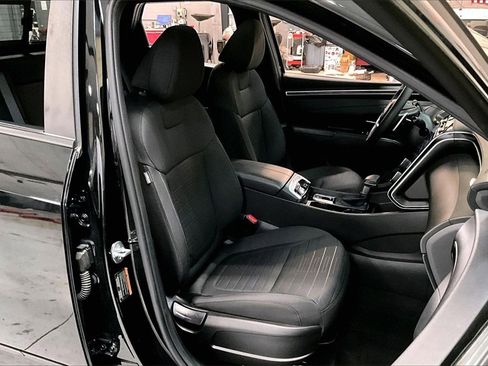 Used 2023 Hyundai Santa Cruz Night image 6