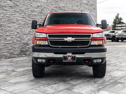 Used 2007 Chevrolet Silverado 2500 LT w/ Heavy-Duty Power Package image 7