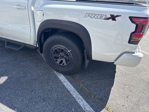 Used 2025 Nissan Frontier Pro-X w/ Pro Convenience Package image 10