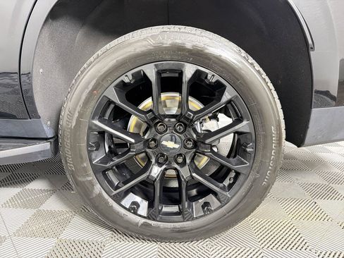 Used 2023 Chevrolet Tahoe Premier w/ Advanced Technology Package AWD/4WD image 24