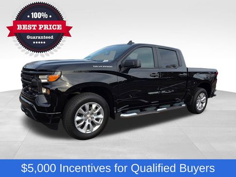 New 2026 Chevrolet Silverado 1500 Custom image 2