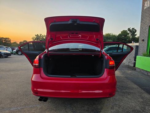 Used 2018 Volkswagen Jetta Sport image 41