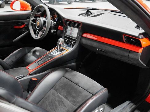 Used 2016 Porsche 911 GT3 RS image 27