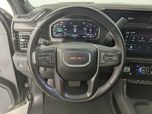 Used 2024 GMC Sierra 2500 AT4 w/ Technology Package AWD/4WD image 13