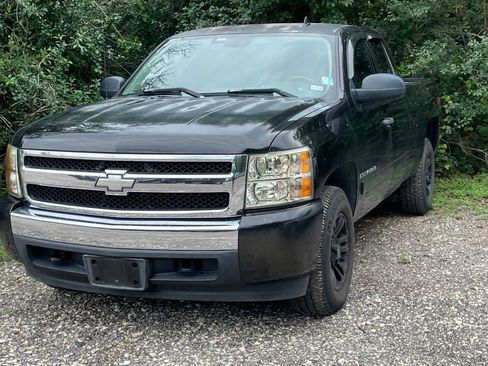 Used 2008 Chevrolet Silverado 1500 LT w/ Suspension Package, Off-Road RWD image 1