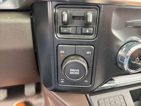 Used 2024 Ford F250 King Ranch w/ Chrome Package AWD/4WD image 26