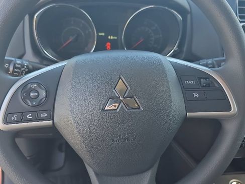 Used 2026 Mitsubishi Outlander Sport ES AWD/4WD image 10