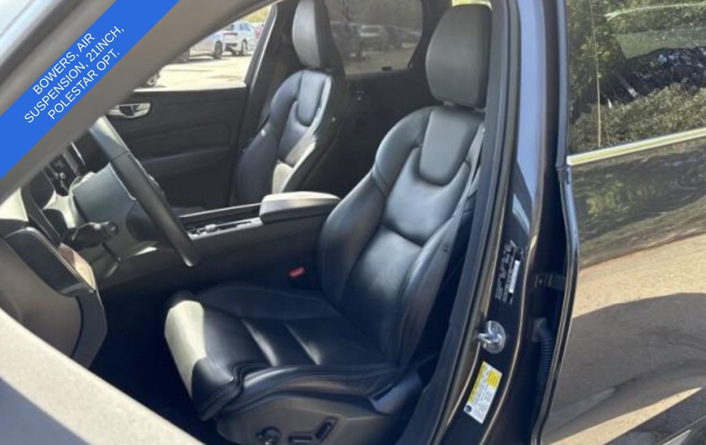 Used 2023 Volvo XC60 B5 Ultimate w/ Protection Package Premier FWD image 3
