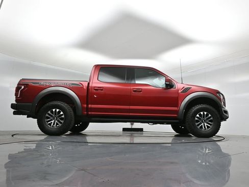Certified 2019 Ford F150 Raptor w/ Equipment Group 802A Luxury image 48
