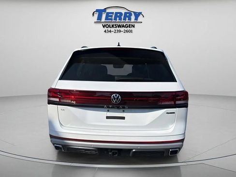 New 2026 Volkswagen Atlas Peak Edition AWD/4WD image 4