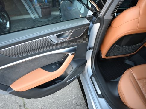 Used 2024 Audi RS 7 Performance image 46