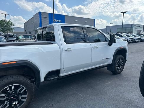 Used 2021 GMC Sierra 3500 AT4 w/ AT4 Premium Plus Package AWD/4WD image 4