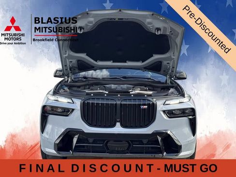 Used 2025 BMW X7 M60i w/ Climate Comfort Package AWD/4WD image 28