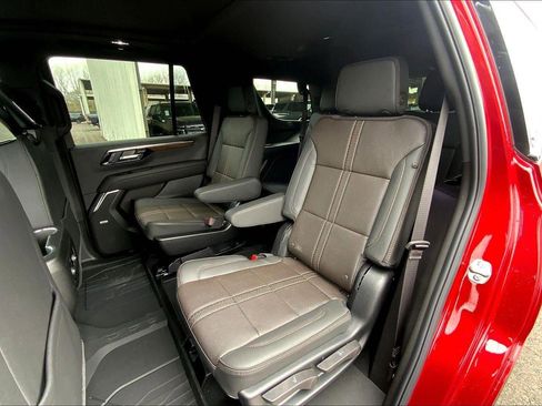 New 2026 Chevrolet Tahoe High Country AWD/4WD image 14