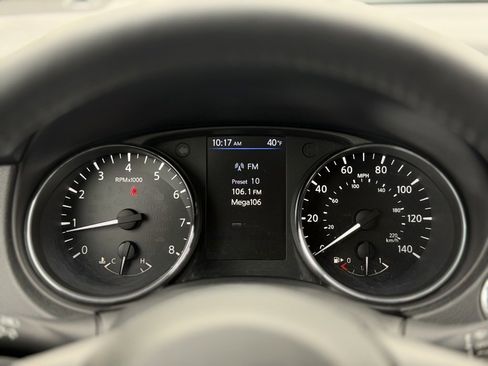 Used 2020 Nissan Rogue SL image 13