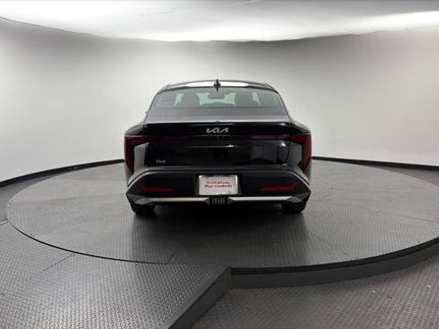 Used 2025 Kia K4 FWD image 7