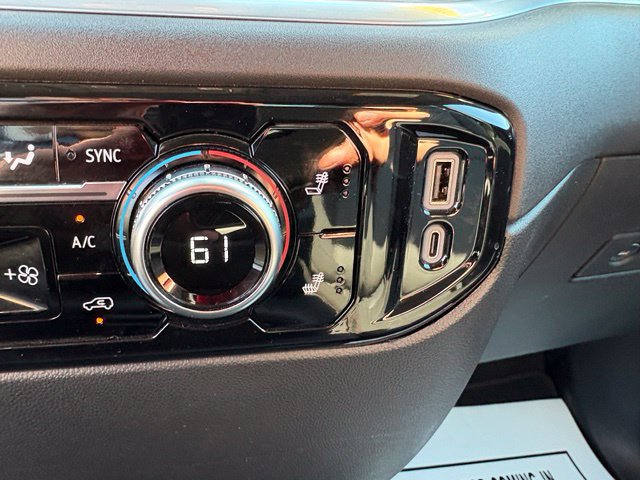 Used 2025 GMC Sierra 1500 SLT AWD/4WD image 20