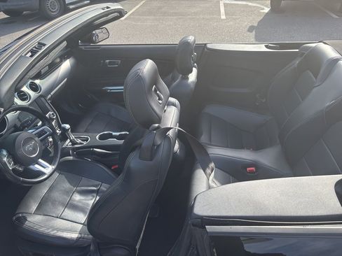 Used 2019 Ford Mustang Premium image 37