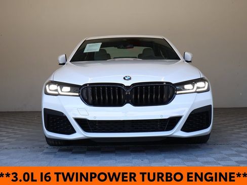 Used 2023 BMW 540i w/ M Sport Package RWD image 4