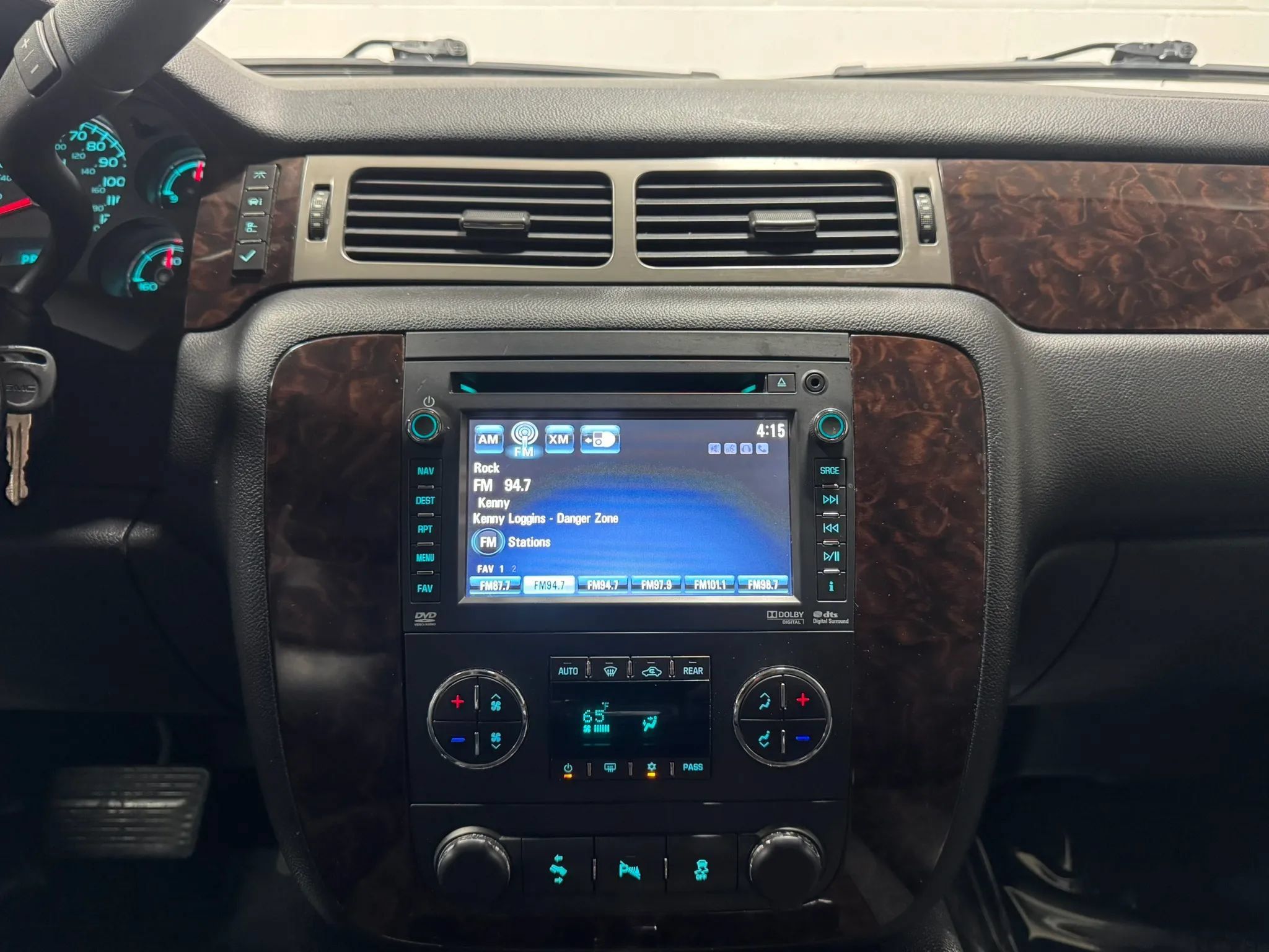 Used 2013 GMC Yukon Denali AWD/4WD image 22