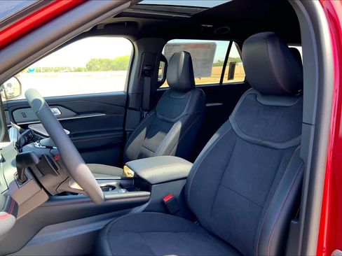 New 2026 Ford Explorer ST AWD/4WD image 9
