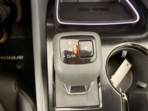 Used 2026 Nissan Rogue SL AWD/4WD image 15