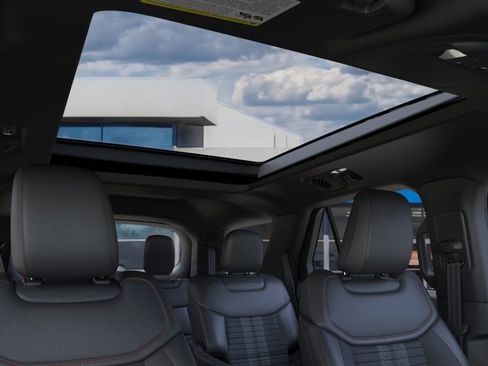 New 2026 Ford Explorer ST-Line w/ ST-Line Street Pack AWD/4WD image 22