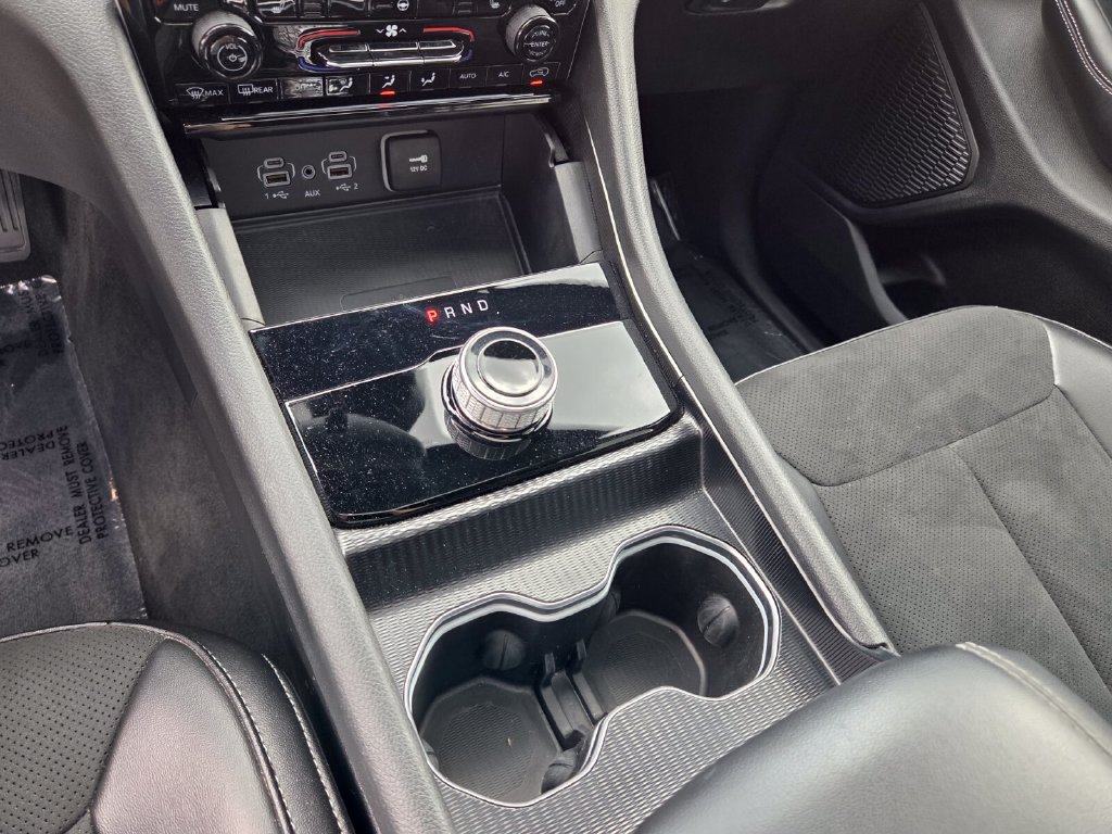 Used 2024 Jeep Grand Cherokee Altitude RWD image 24