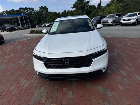 Certified 2024 Honda Accord EX image 31