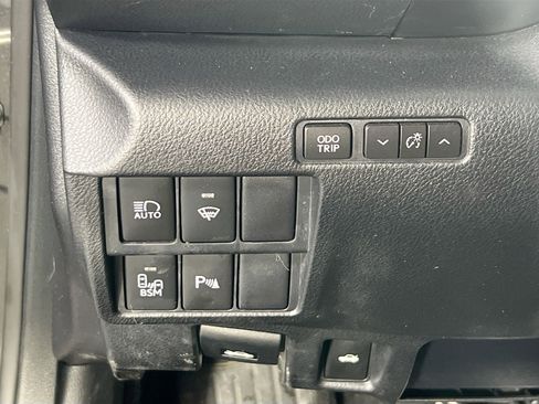 Used 2021 Lexus RC 300 AWD w/ Premium Package image 10