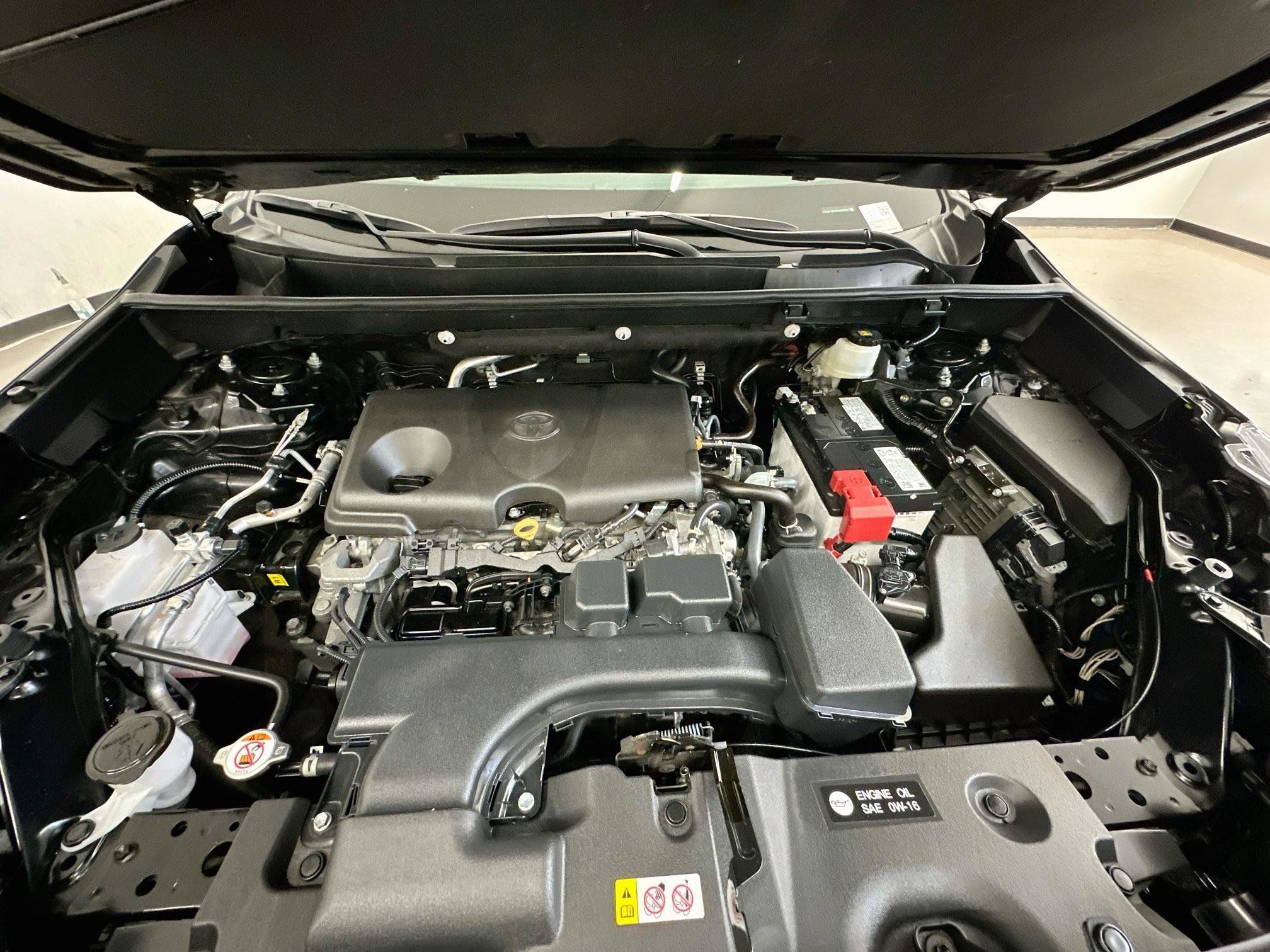 Used 2025 Toyota RAV4 LE AWD/4WD image 34