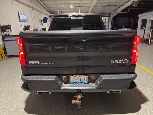 Used 2023 Chevrolet Silverado 1500 High Country w/ High Country Premium Package image 6