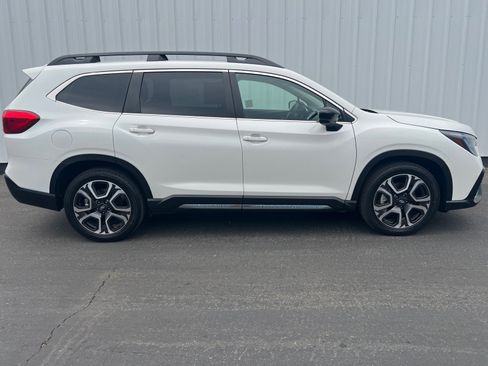 Used 2024 Subaru Ascent Limited AWD/4WD image 7
