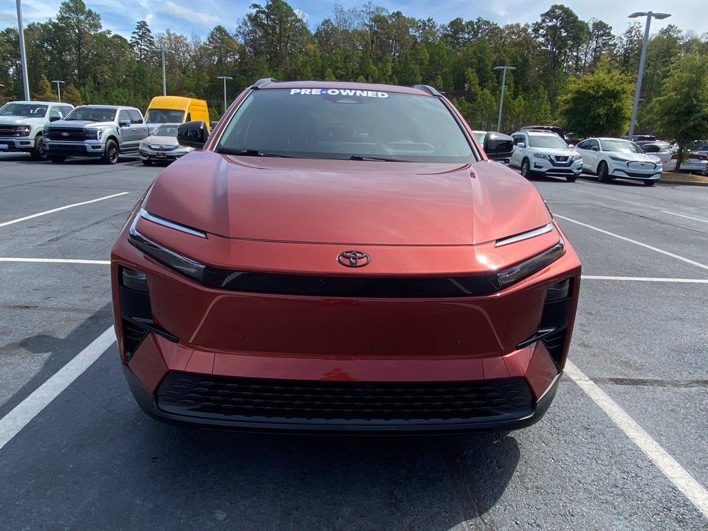 Used 2026 Toyota C-HR w/ Cold Weather Package AWD/4WD image 2